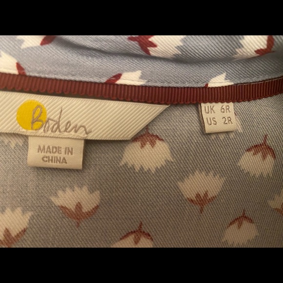 Boden beautiful blouse, like new, floral pattern - Picture 16 of 16